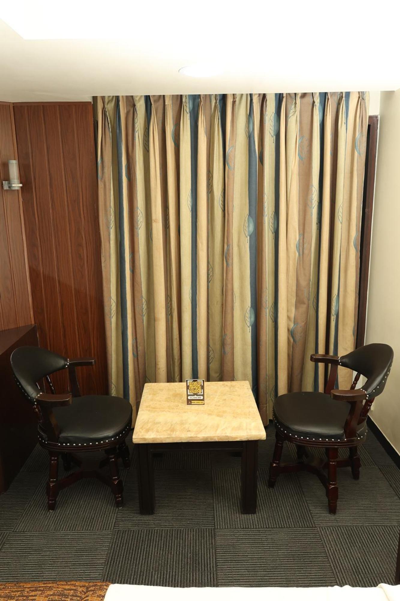 Quaint Suites Hotel & Banquet Mumbai Exterior photo